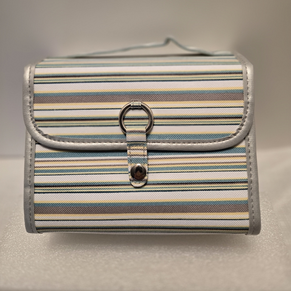 Avon vintage toiletry Travel bag